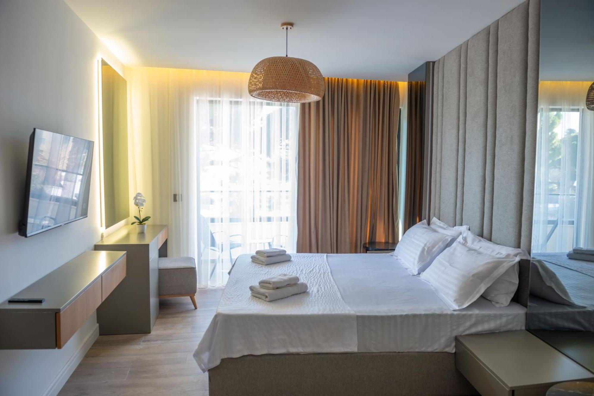 Botanica Boutique Hotel Ulcinj Kültér fotó