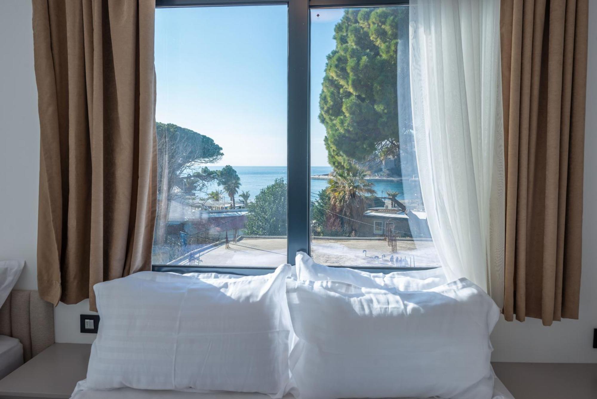 Botanica Boutique Hotel Ulcinj Kültér fotó