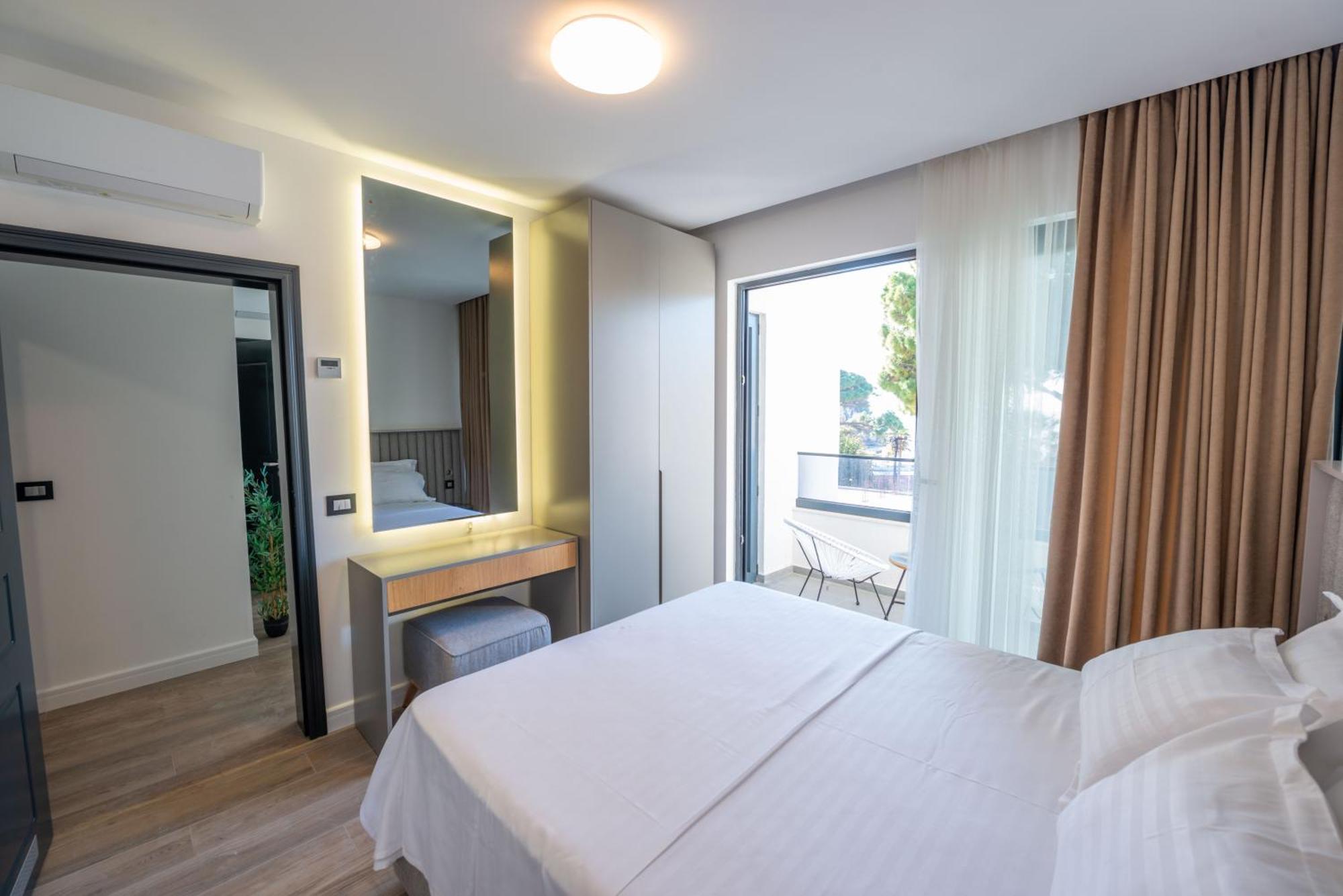 Botanica Boutique Hotel Ulcinj Kültér fotó