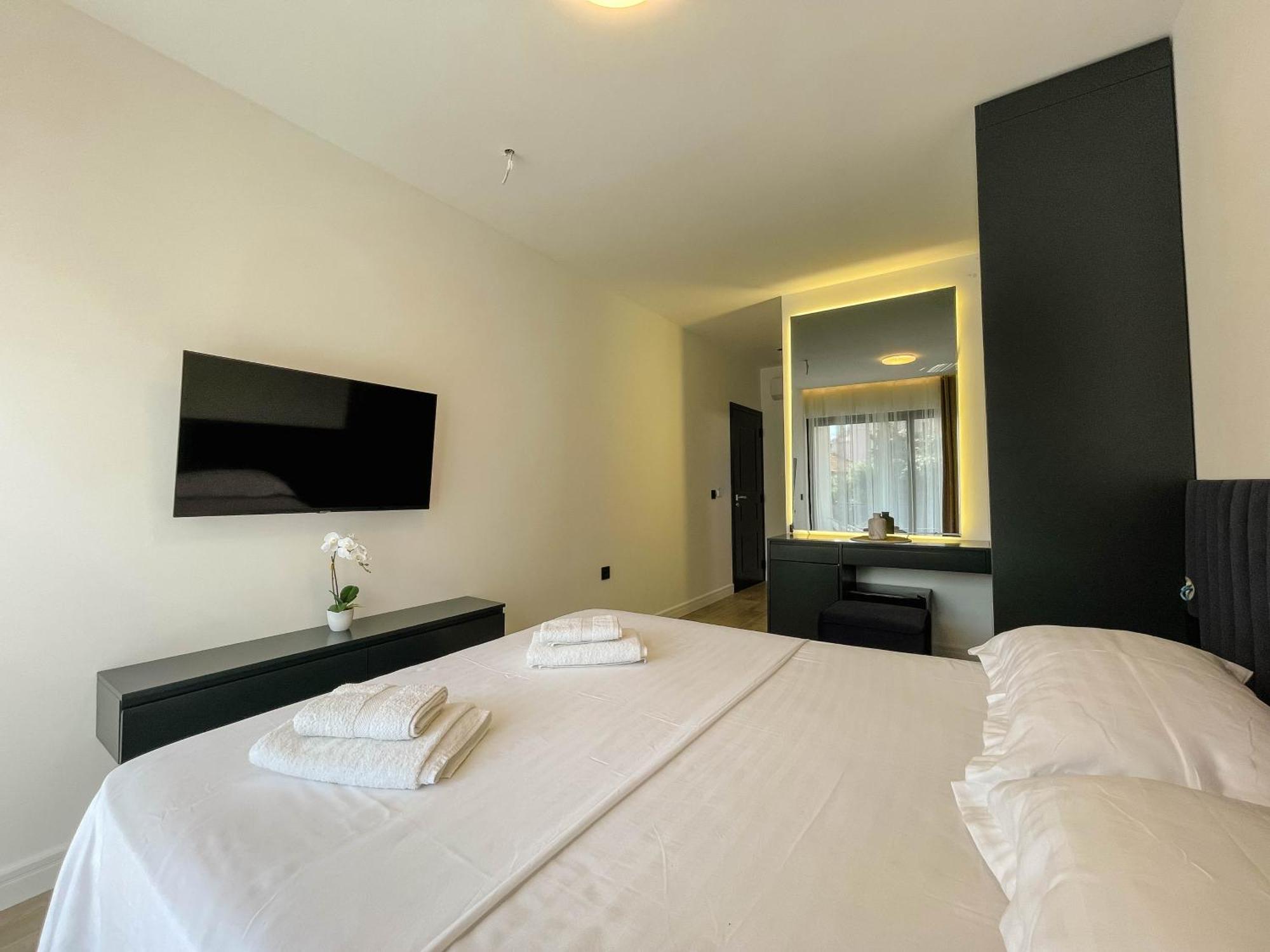 Botanica Boutique Hotel Ulcinj Kültér fotó