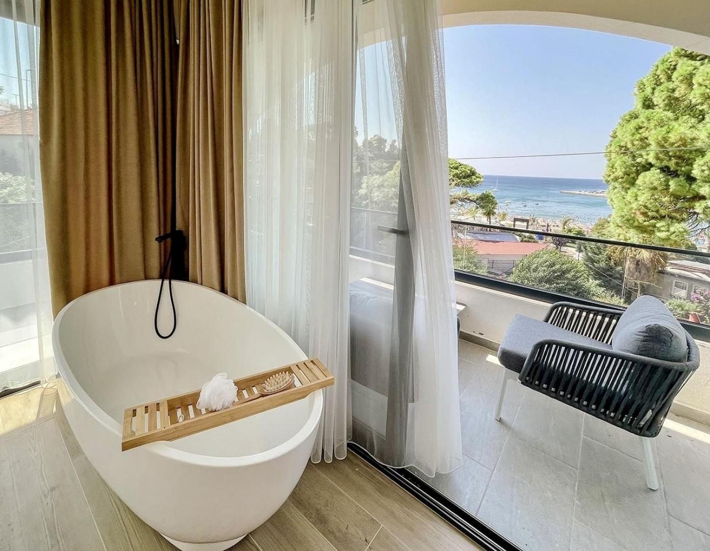 Botanica Boutique Hotel Ulcinj Kültér fotó