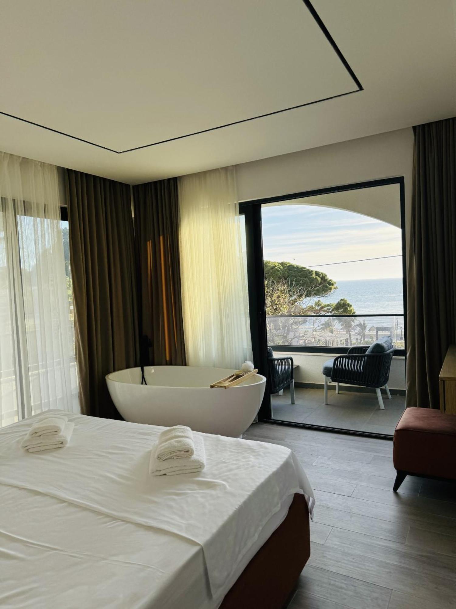 Botanica Boutique Hotel Ulcinj Kültér fotó
